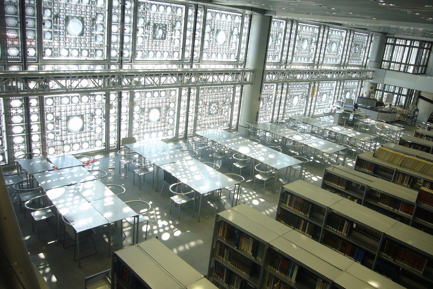 Instituto_mundo_árabe_de_París1.jpg