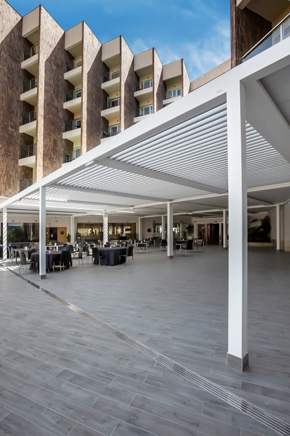 Saxun_Melia_Alicante_-_2_-_low.jpg